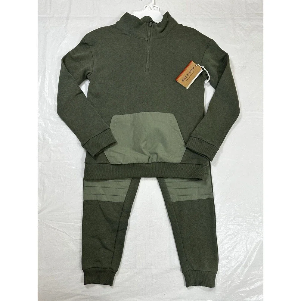 Youth Boy’s Green 2-Piece Sweatshirt and Sweatpants Set Size 10